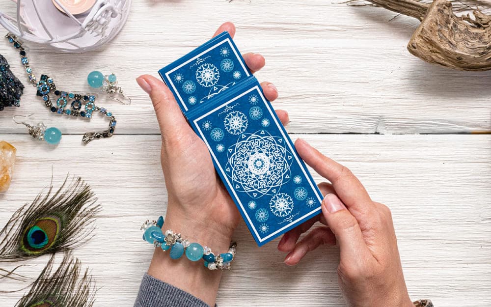 Image Tarot o Astrología: ¿cómo conocer el futuro?